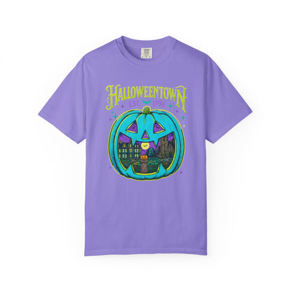 Halloweentown Pumpkin Tee — Retro Halloween Graphic T-Shirt