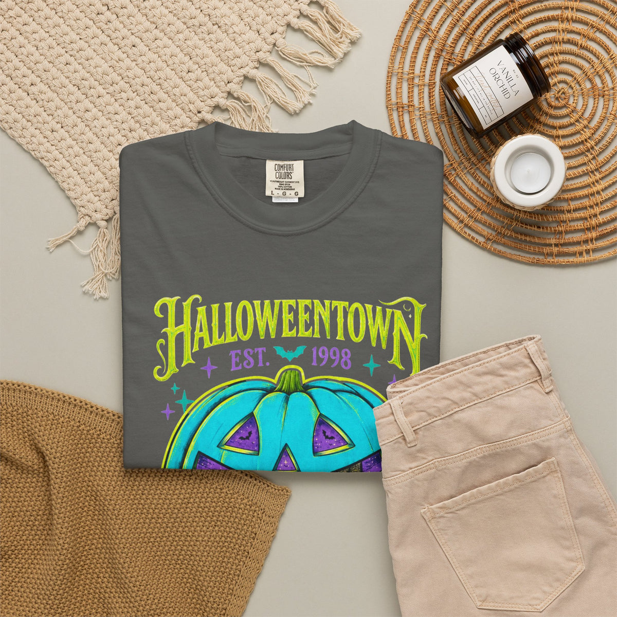 Halloweentown Pumpkin Tee — Retro Halloween Graphic T-Shirt